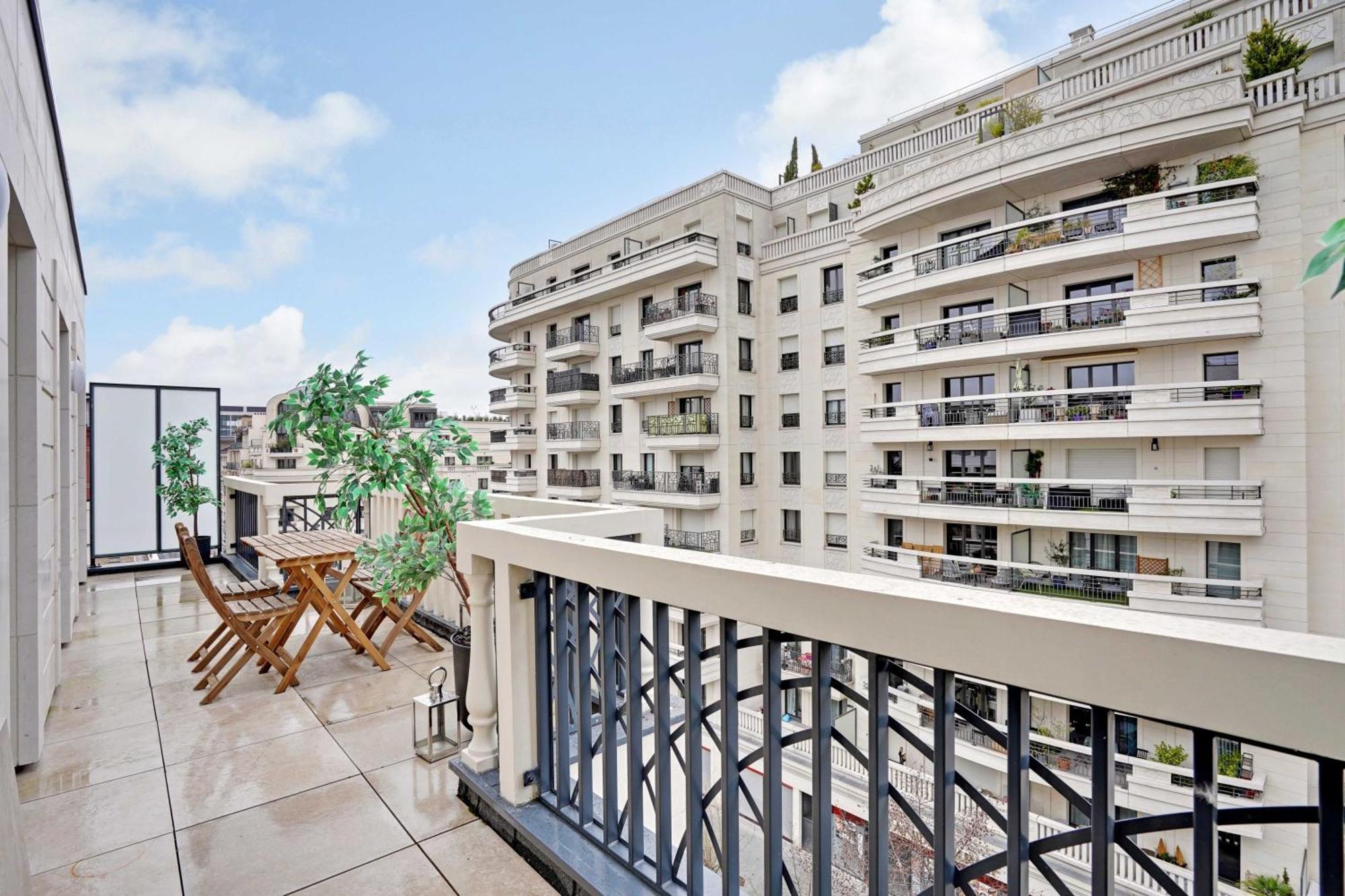 Raffinement Et Confort Dans Cette Residence A Levallois-Perret Eksteriør billede
